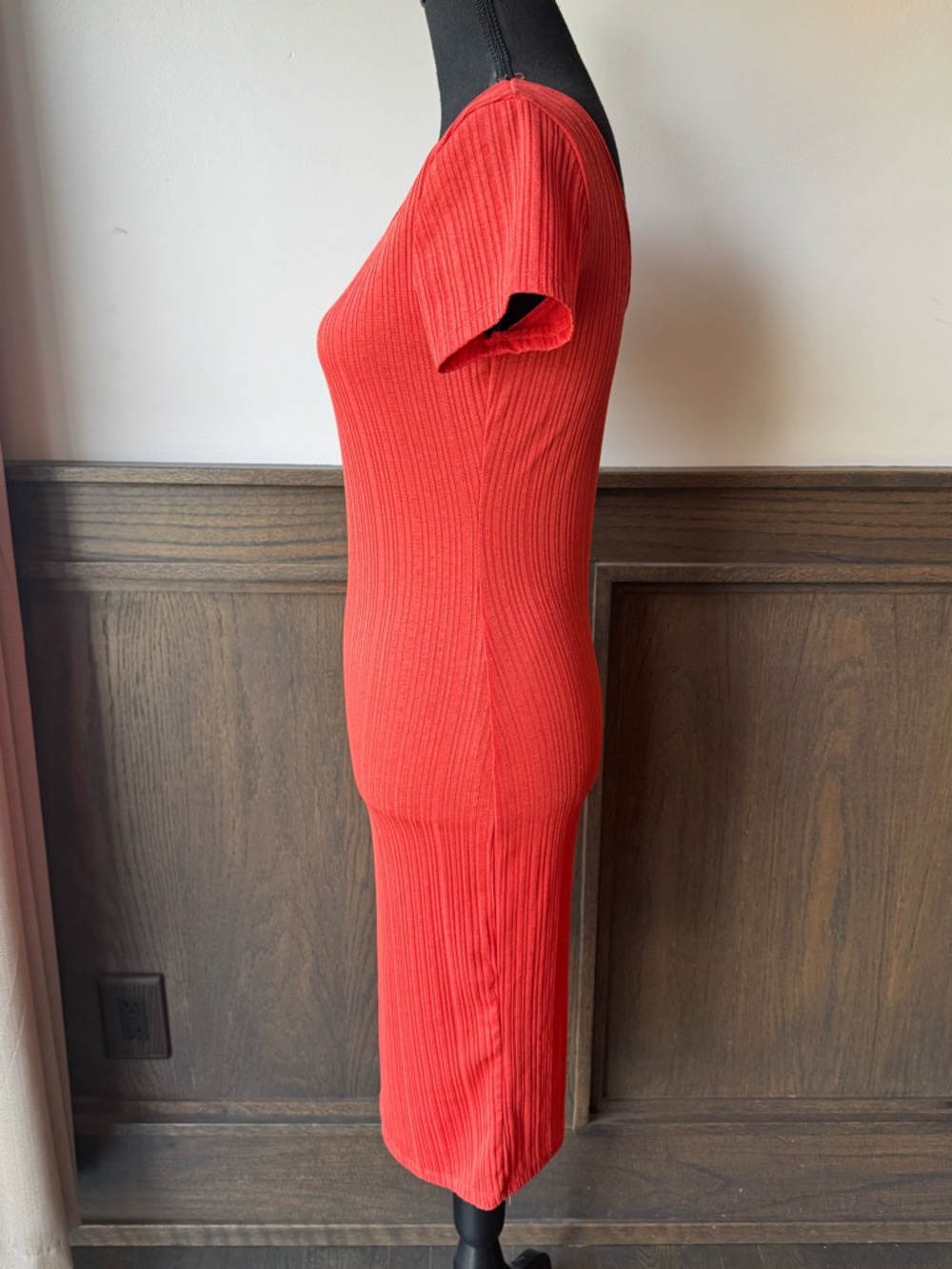 Absolutely Love It orange Ribbed Scoop Neck Short Sleeve Bodycon Dress L NWOT - Picture 3 of 7